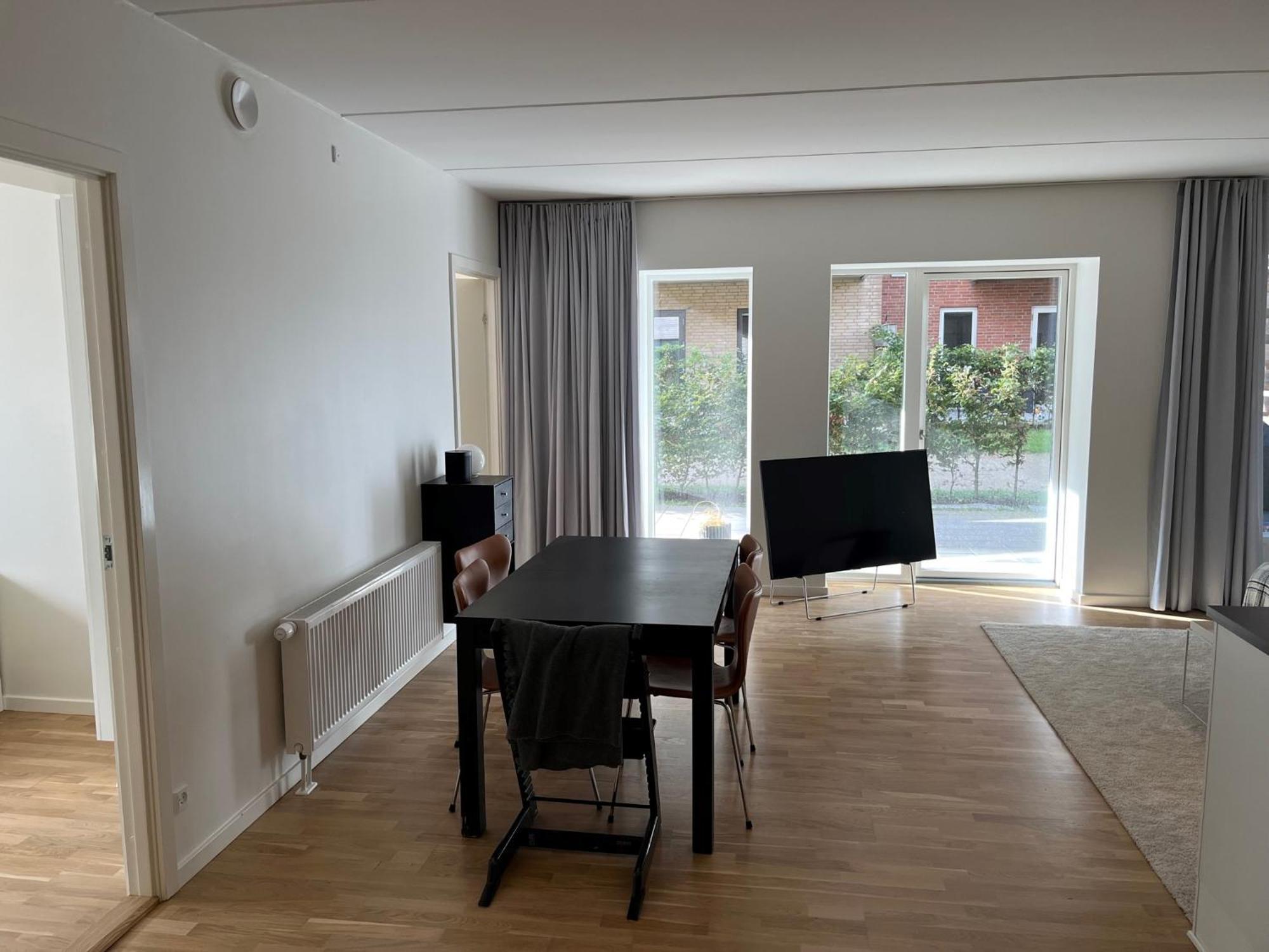 Charming Aalborg Apartment With Parking Exteriör bild